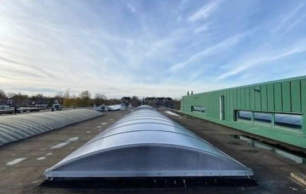 Renovatie lichtstraat Brussum