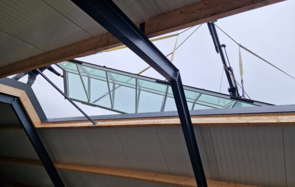 Nieuwbouw glazen lichtstraat